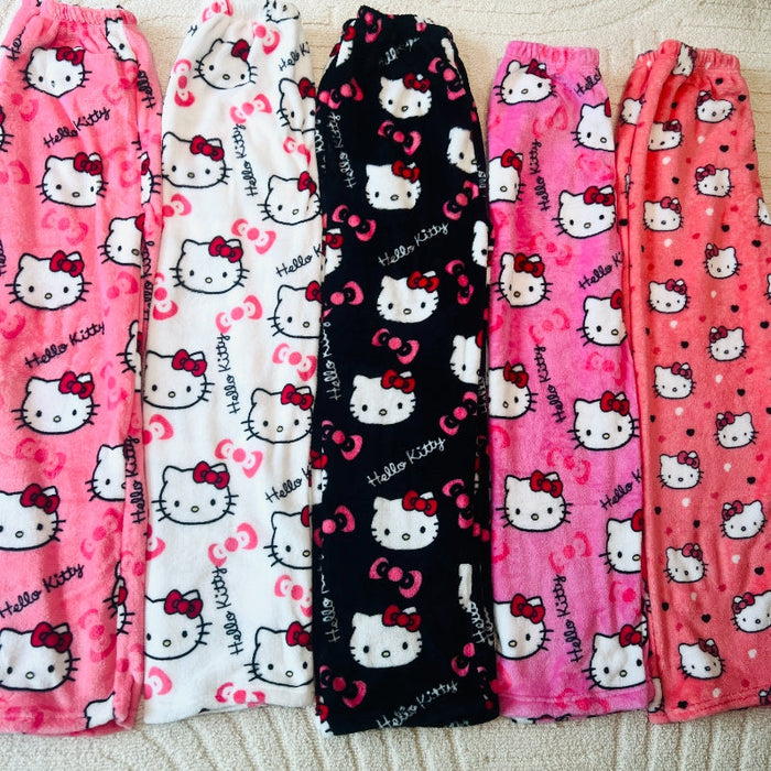 Hello Kitty Patterned Comfy Pajamas